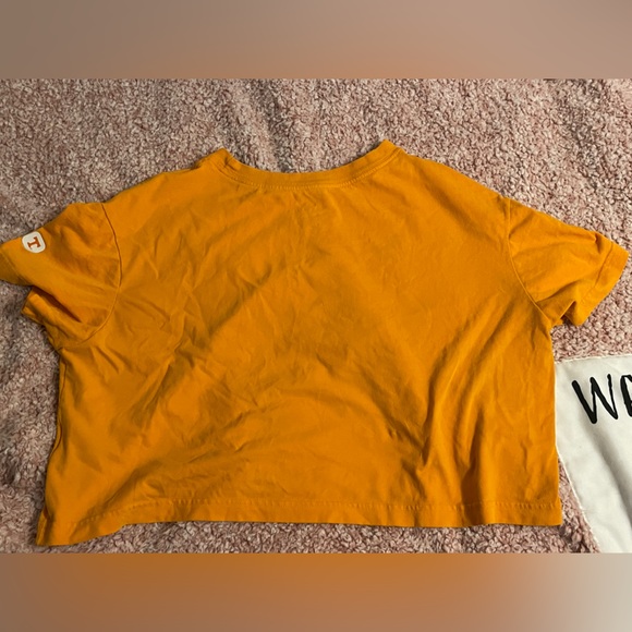 Nike Dri Fit Crop Top - Picture 3 of 5